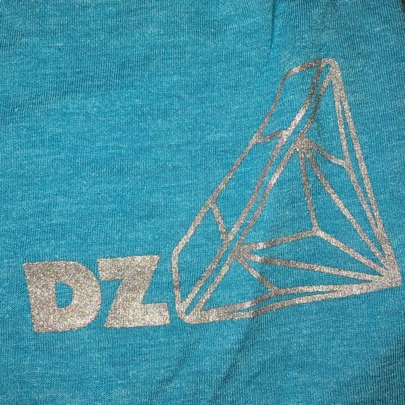 Delta Zeta V Neck Shirt - Picture 6 of 7